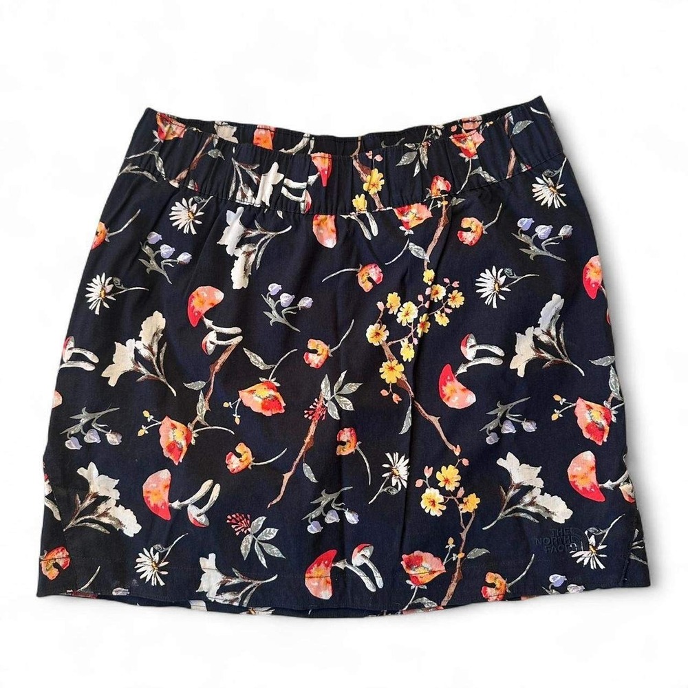 The North Face Women's Size Medium‎ Navy Mushroom Botanical Elastic Waist Skort